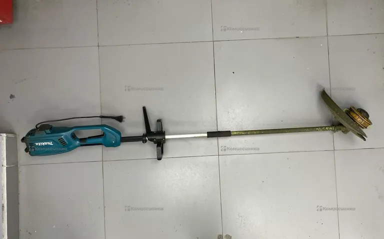 Электротример Makita UR3502