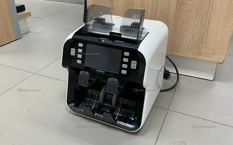 Счетчик купюр Magner 155v