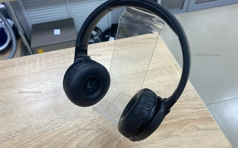 наушники JBL Tune 660NC
