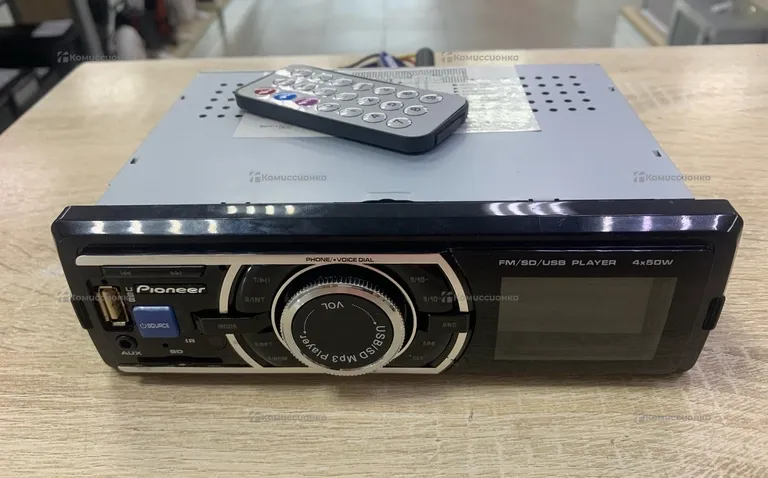 Автомагнитола Pioneer