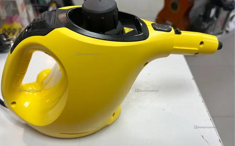 Пароочиститель Karcher SC1