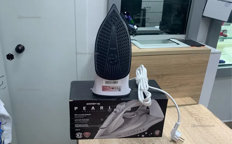 Утюг Polaris PIR 2844AK