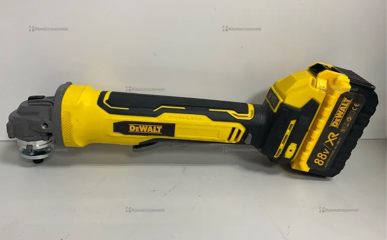 Уши АКБ dewalt