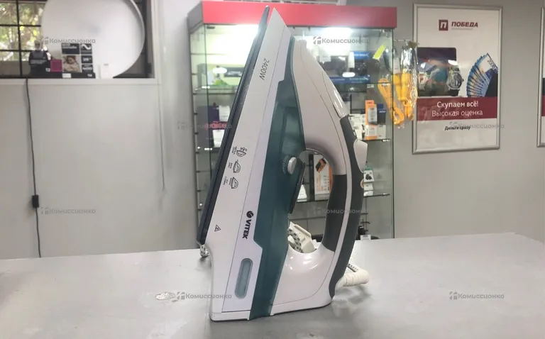 Утюг Vitek