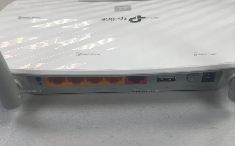 Wi-Fi роутер D-link Dir 822