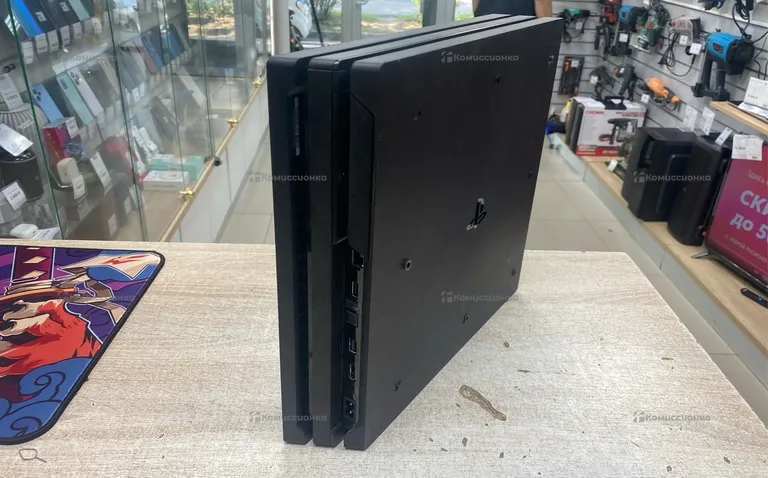 Приставка Sony PS4 Pro 1Tb