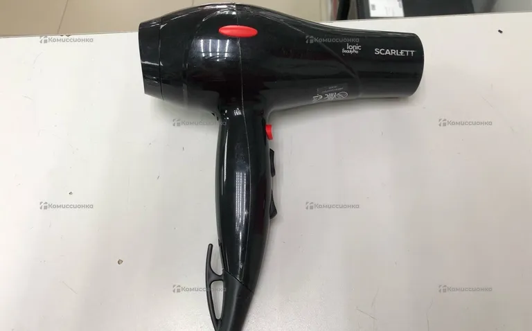 Фен Scarlett 2000w