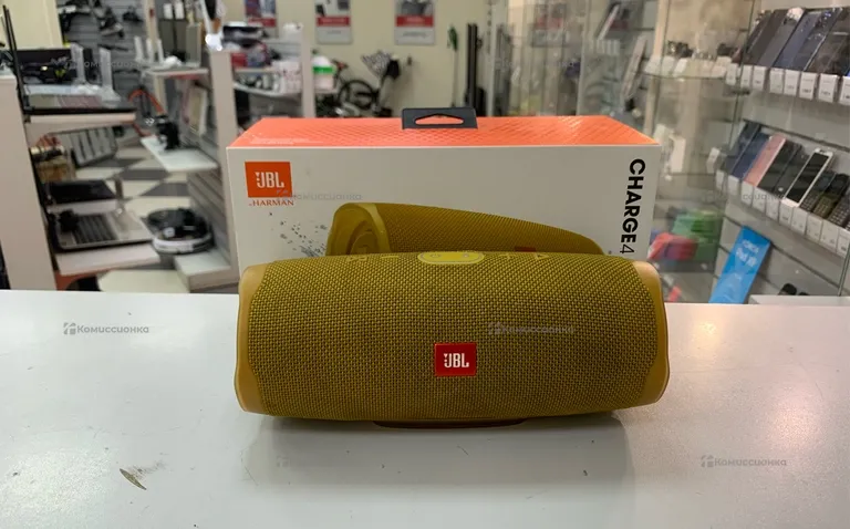 Колонка jbl charge 4