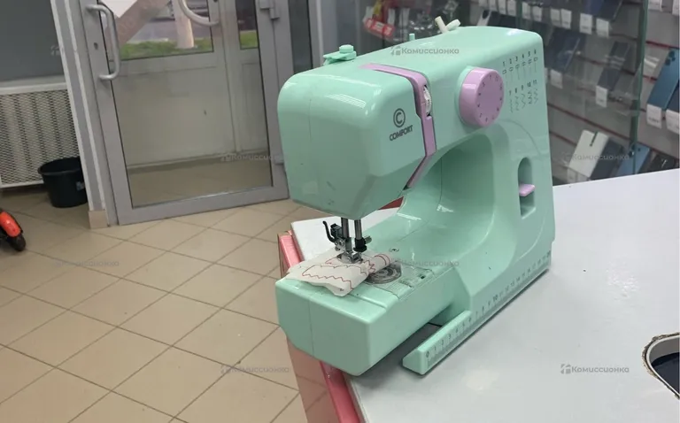 Швейная машина  Comfort model 2