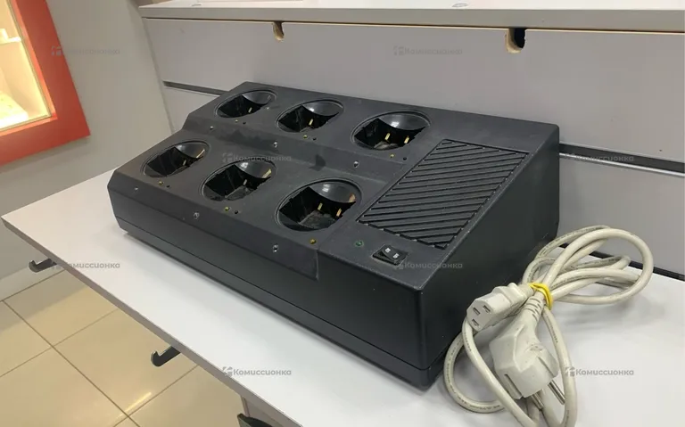 Зарядное устройство для радиостанций BC-606D
