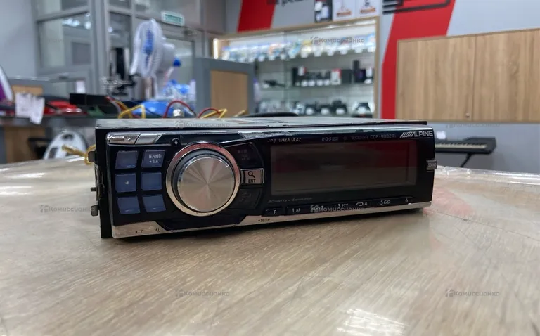 Автомагнитола  alpine cde 9882Ri