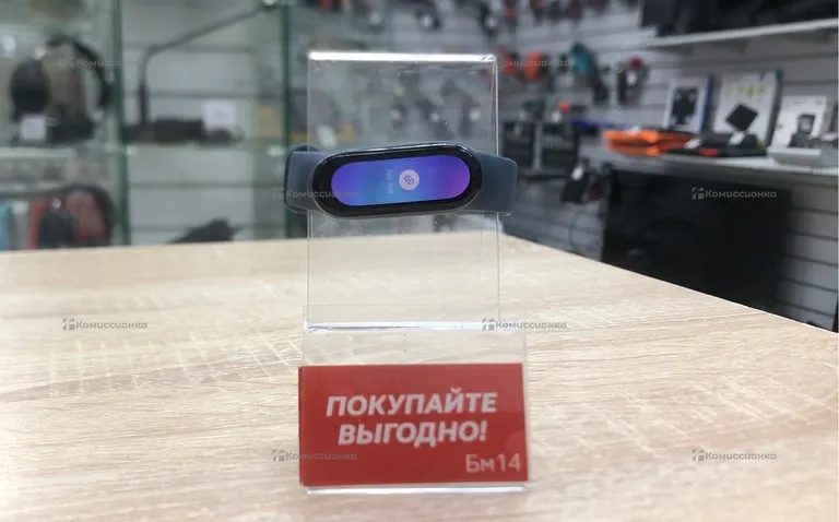 Часы Xiaomi band 6