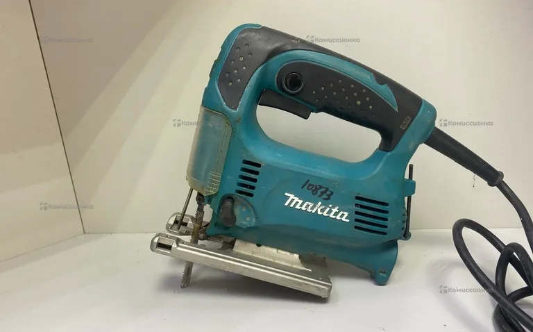 Электрический лобзик Makita 4329