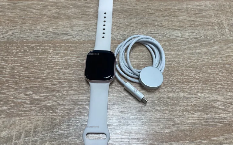 Часы Apple Watch 10 42mm