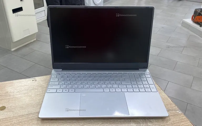 Ноутбук  Azerty X133