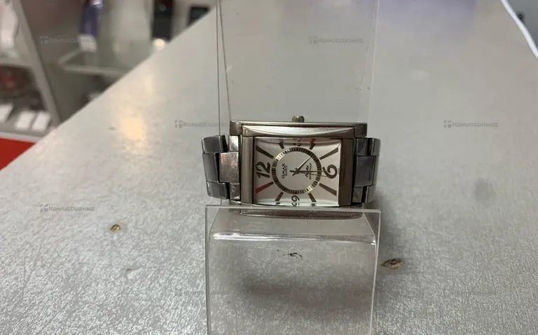 Часы   Omax lg 2511