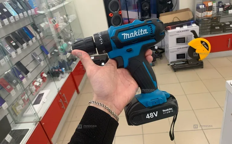 Шуруповерт Makita 24 pcs (реп)