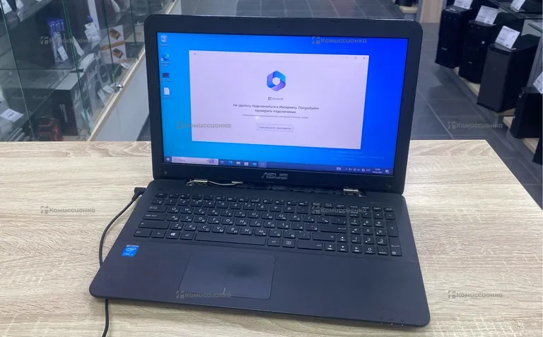 Ноутбук Asus i3-4005U/920M/4RAM/500HDD