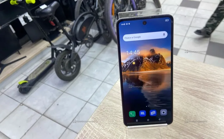 Infinix smart 8 pro 4/64