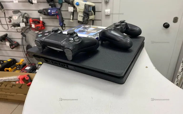 Приставка PS4. Slim 1TB. Версия ПО 12.02