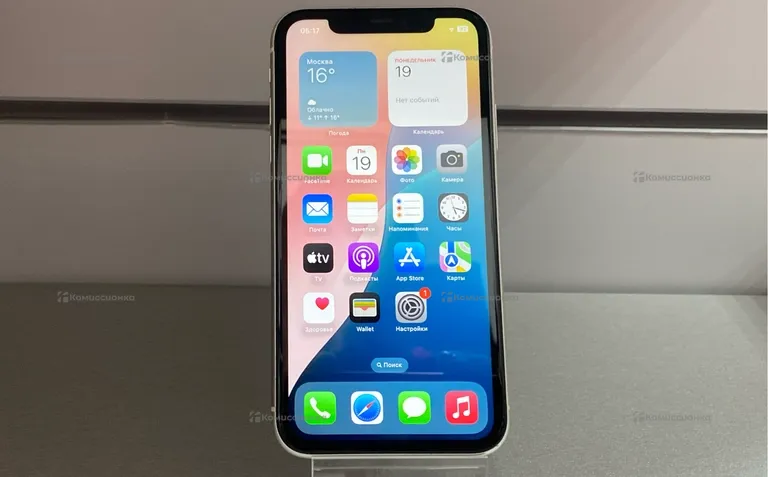 Apple IPhone 11 64 ГБ