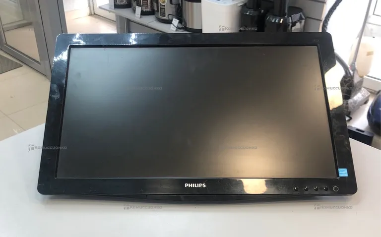Монитор Philips 196V3LSB