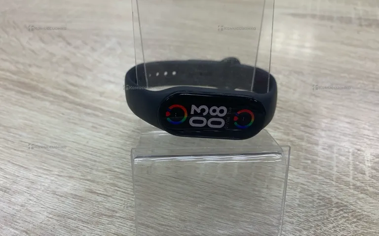 Часы  Mi band 7