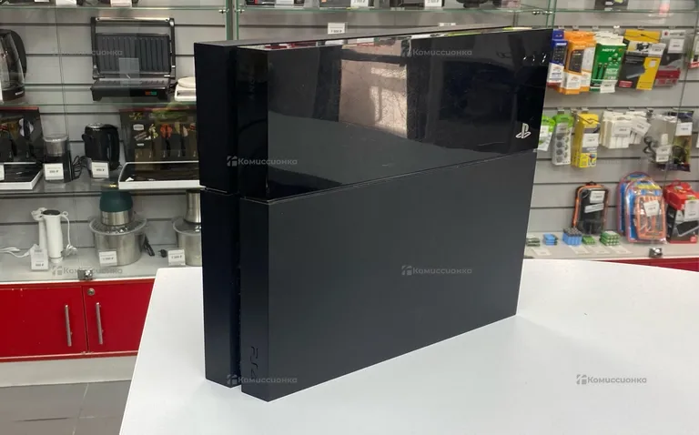 Приставка PS4 Fat