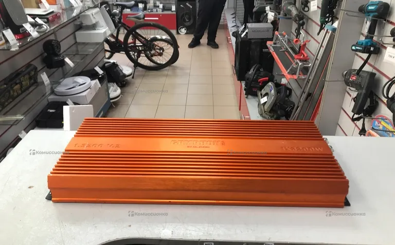 Усилитель  Gryphon 1.3200 V2