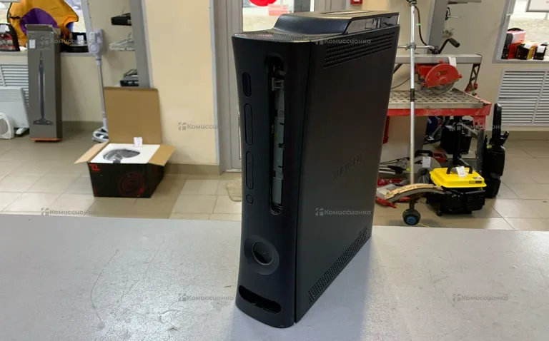 Приставка Xbox 360.,