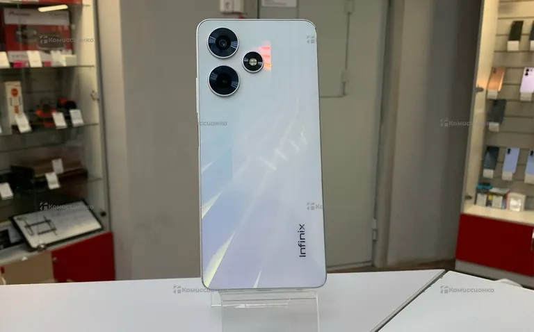 Infinix hot 30 4/128ГБ