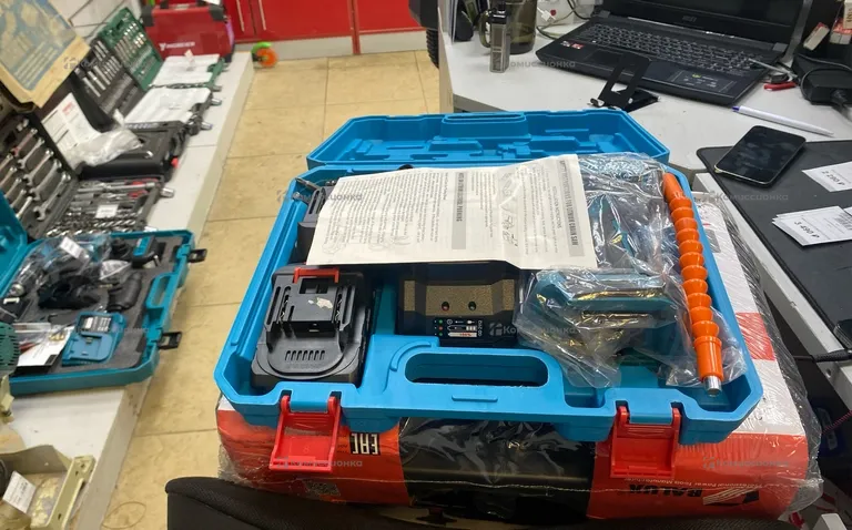 шуруповерт бесщеточный Makita 48V