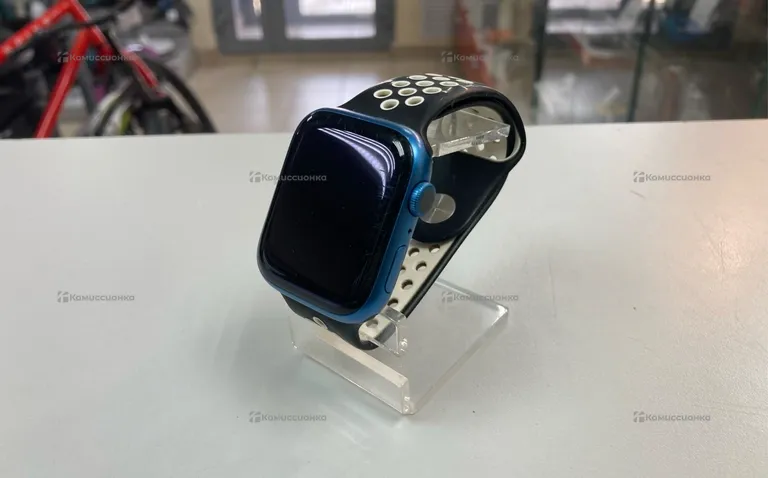 Часы  Apple Watch 7 45mm