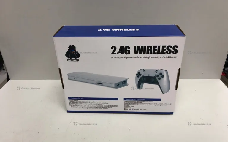 Игровая консоль белая
