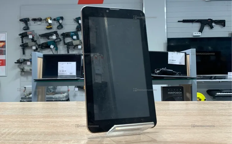 Планшет BQ BQ-7040G.