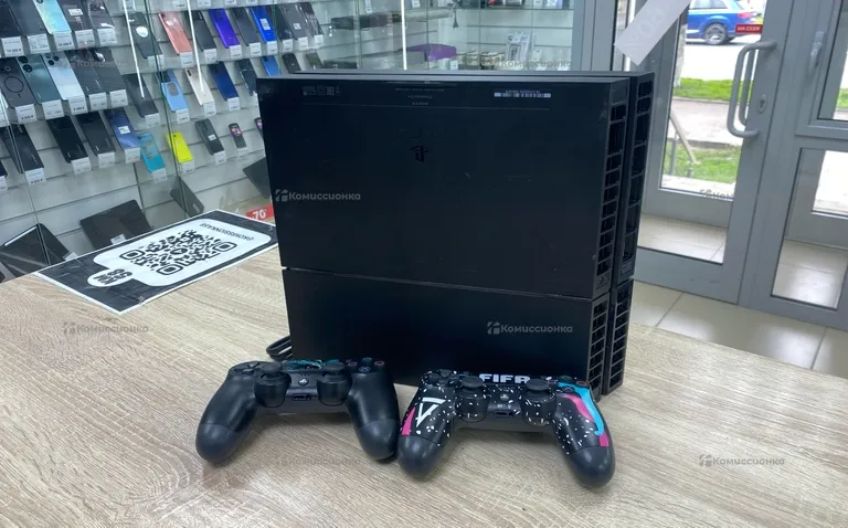 Приставка PS4. fat 500gb