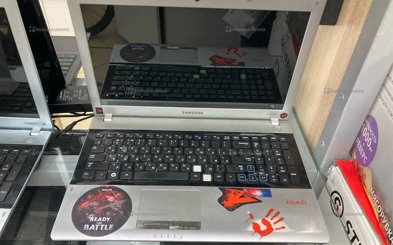 Ноутбук Samsung RV520