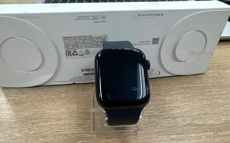 Часы  Apple Watch SE 2 gen 44mm
