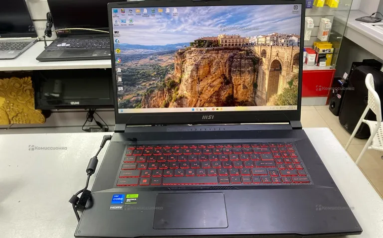 Ноутбук  Msi katana 17