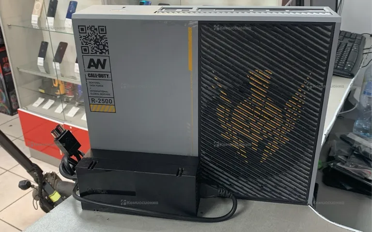 Приставка Xbox One 1 ТБ