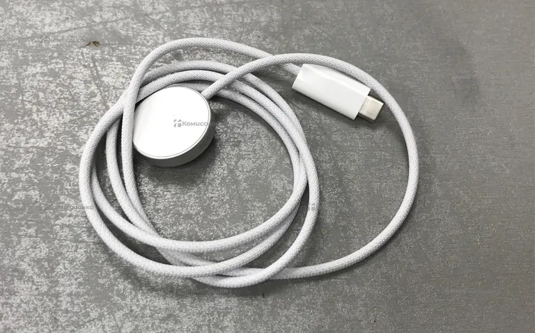 Часы  Apple Watch 10 42MM