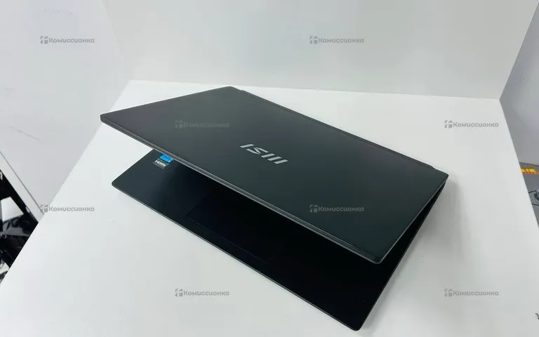 Ноутбук MSI modern 15