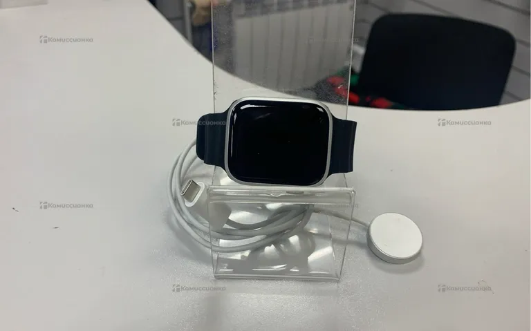 Часы  Apple 8 45mm