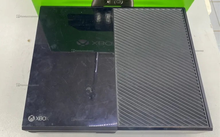Приставка Xbox One 500Gb