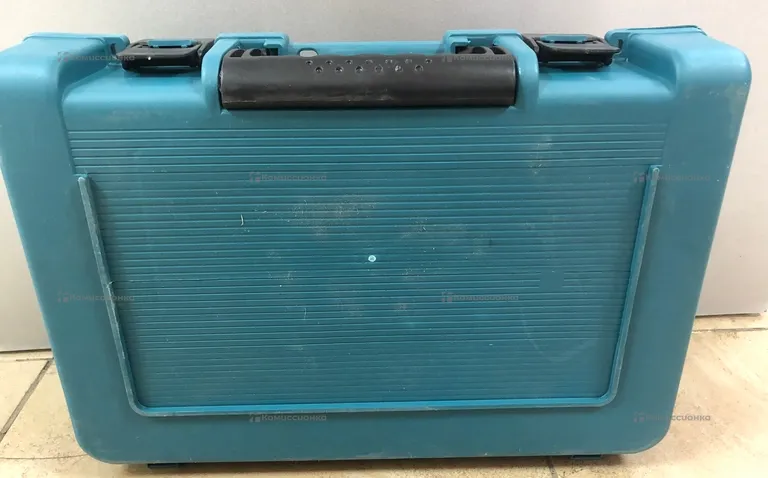 Перфоратор сетевой Makita реп. HR2470