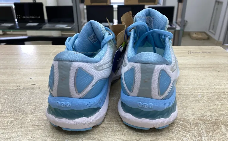 Кроссовки ASICS Gel-Nimbus 23 размер 42,5