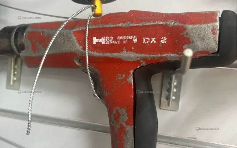 Пороховой монтажный пистолет Hilti DX 2