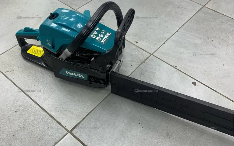Бензопила Makita EA7900P70E