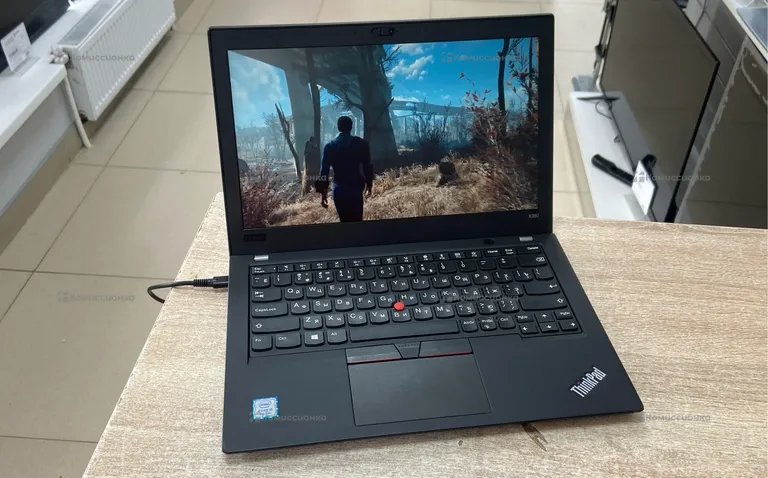 Ноутбук  Lenovo X280
