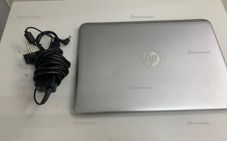Ноутбук  HP folio 1040 G3